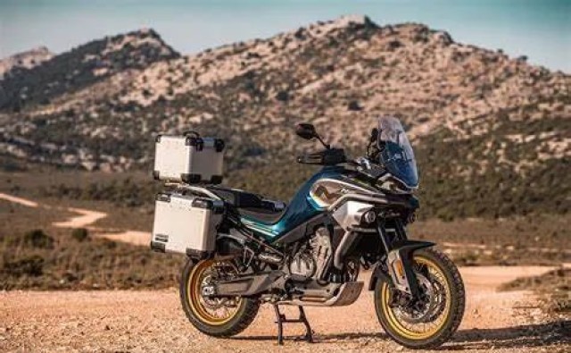 cf-moto